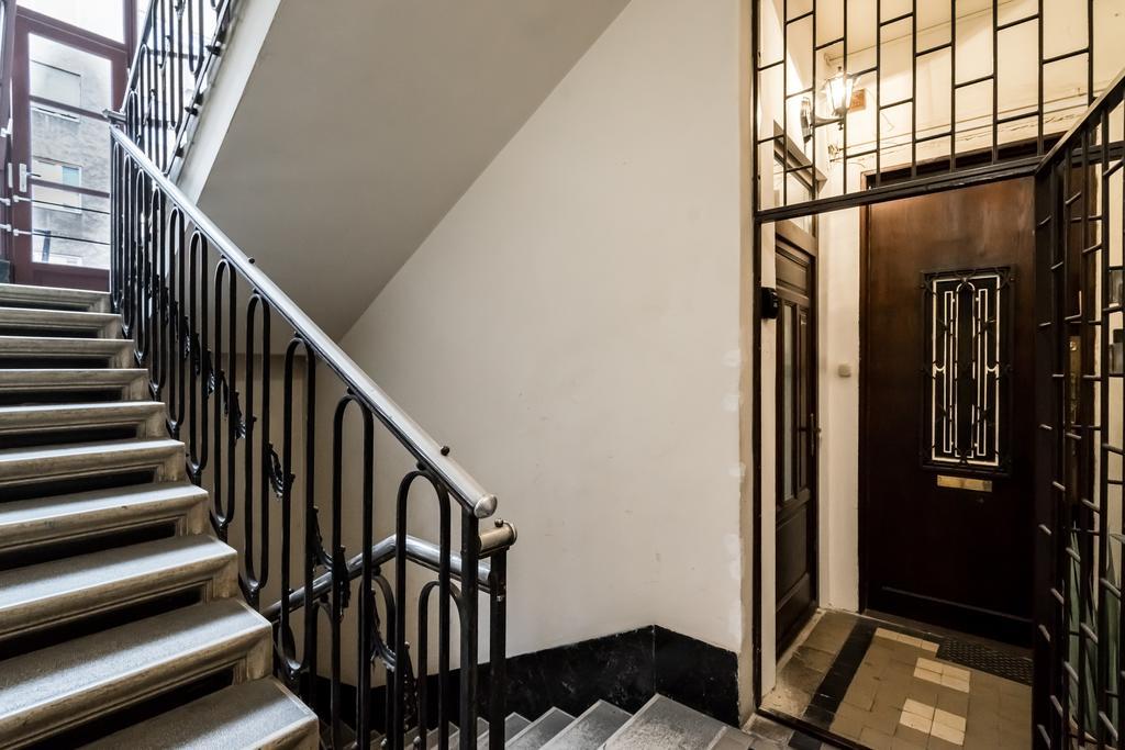 Bpr Charming Design Apartment With Balcony, A/C Budapest Exterior foto